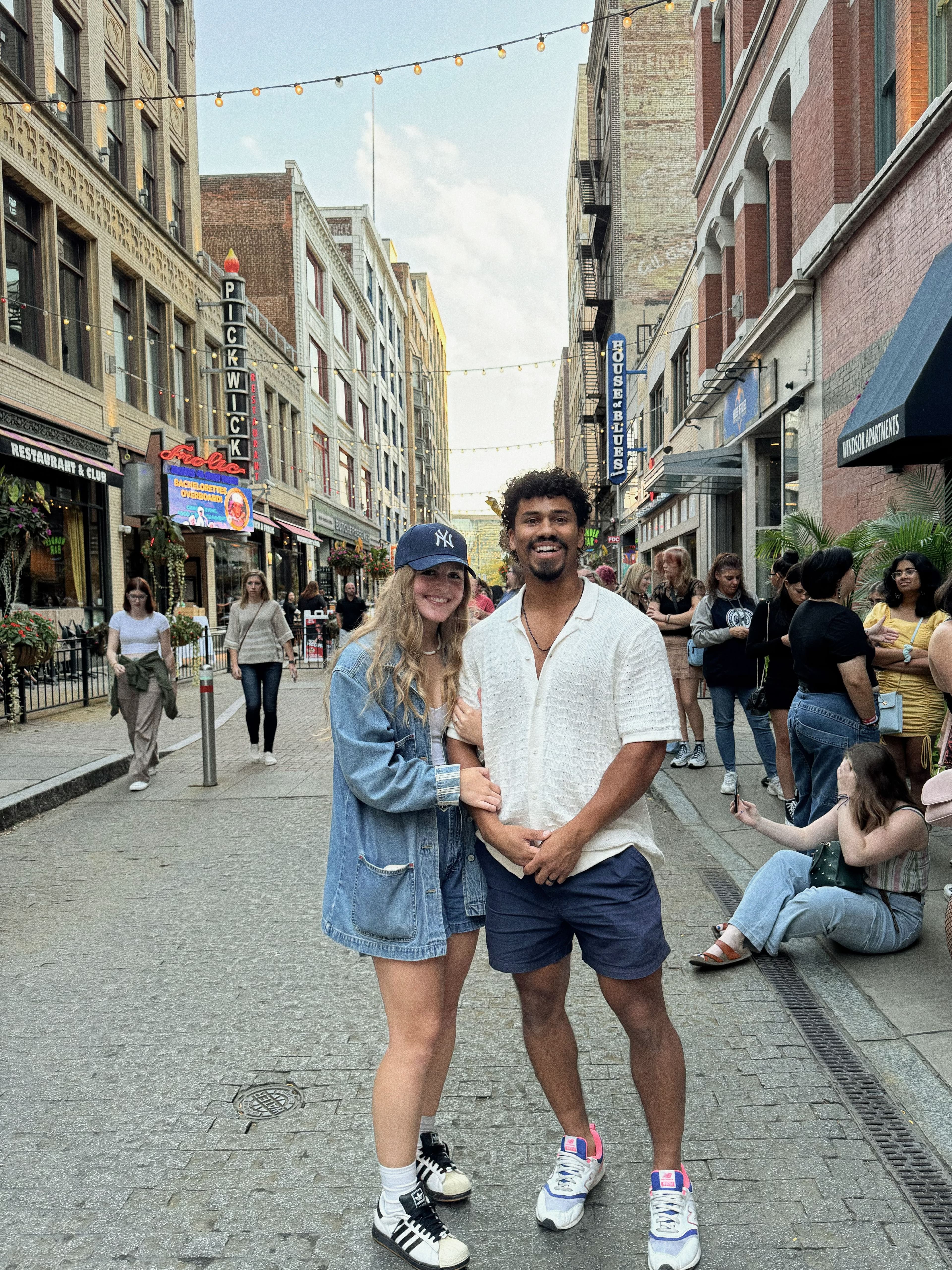 Meet The Lucas and Sydney Price